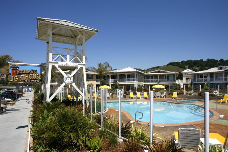 Links to Avila Lighthouse Suites