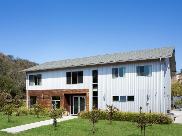 Links to Wild Hair Ranch