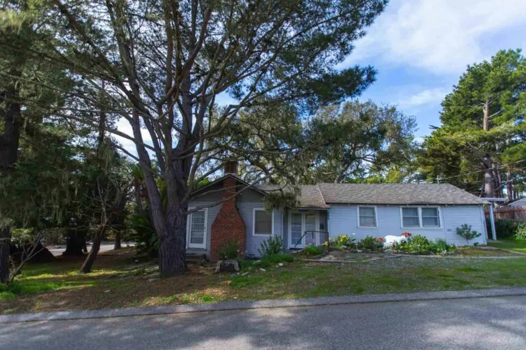 Links to Brocklebank House