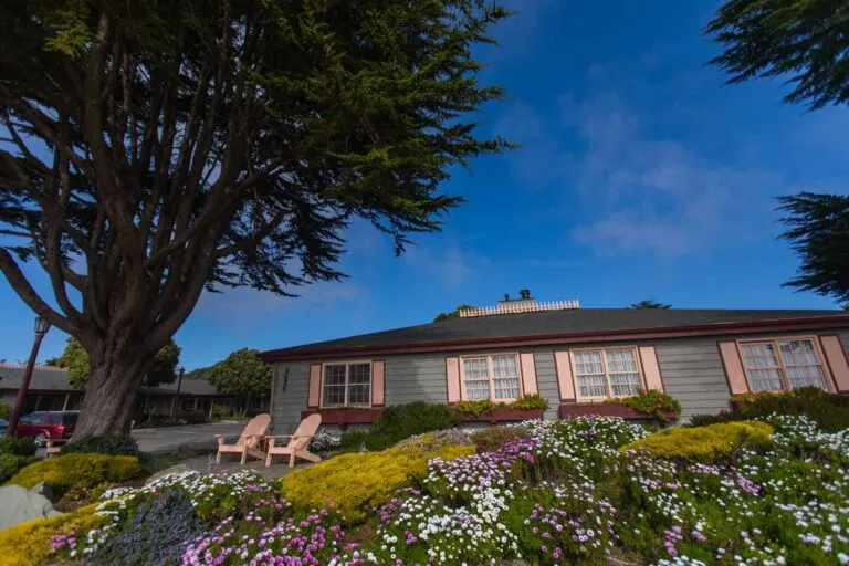 Links to Sea Otter Inn