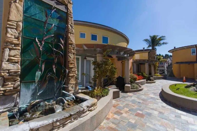 Links to Beach Happy