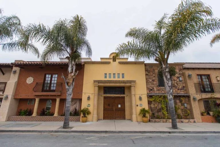 Links to Avila La Fonda Hotel