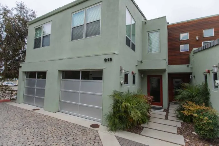 Links to Avila Beach Townhome Sleeps 6