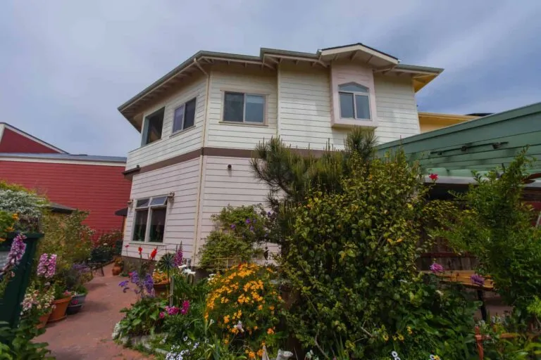 Links to Ocean View Suite