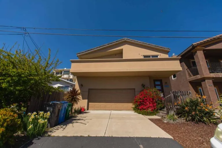 Links to Large Cayucos Beach Home