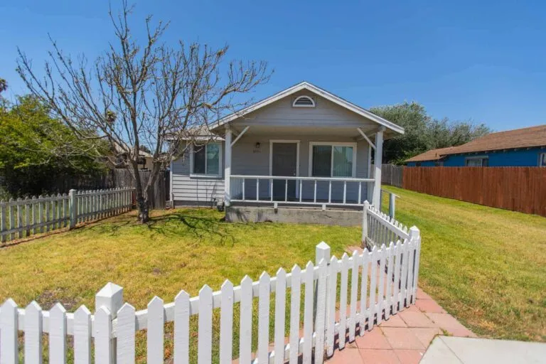 Links to Coastal Getaway