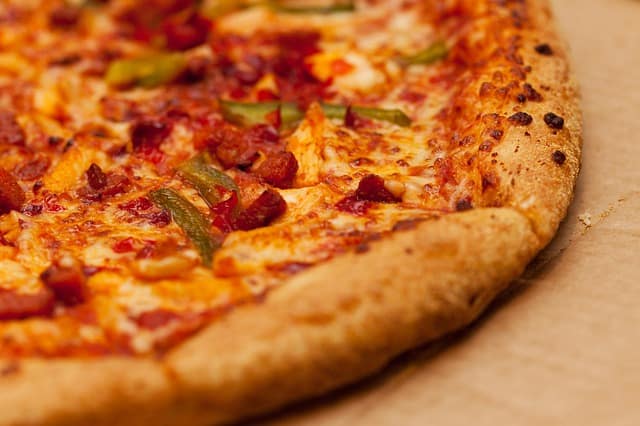 Links to Domino's
