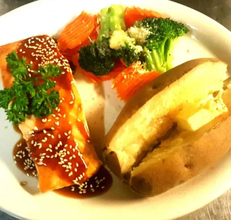 Links to Old Stone Station