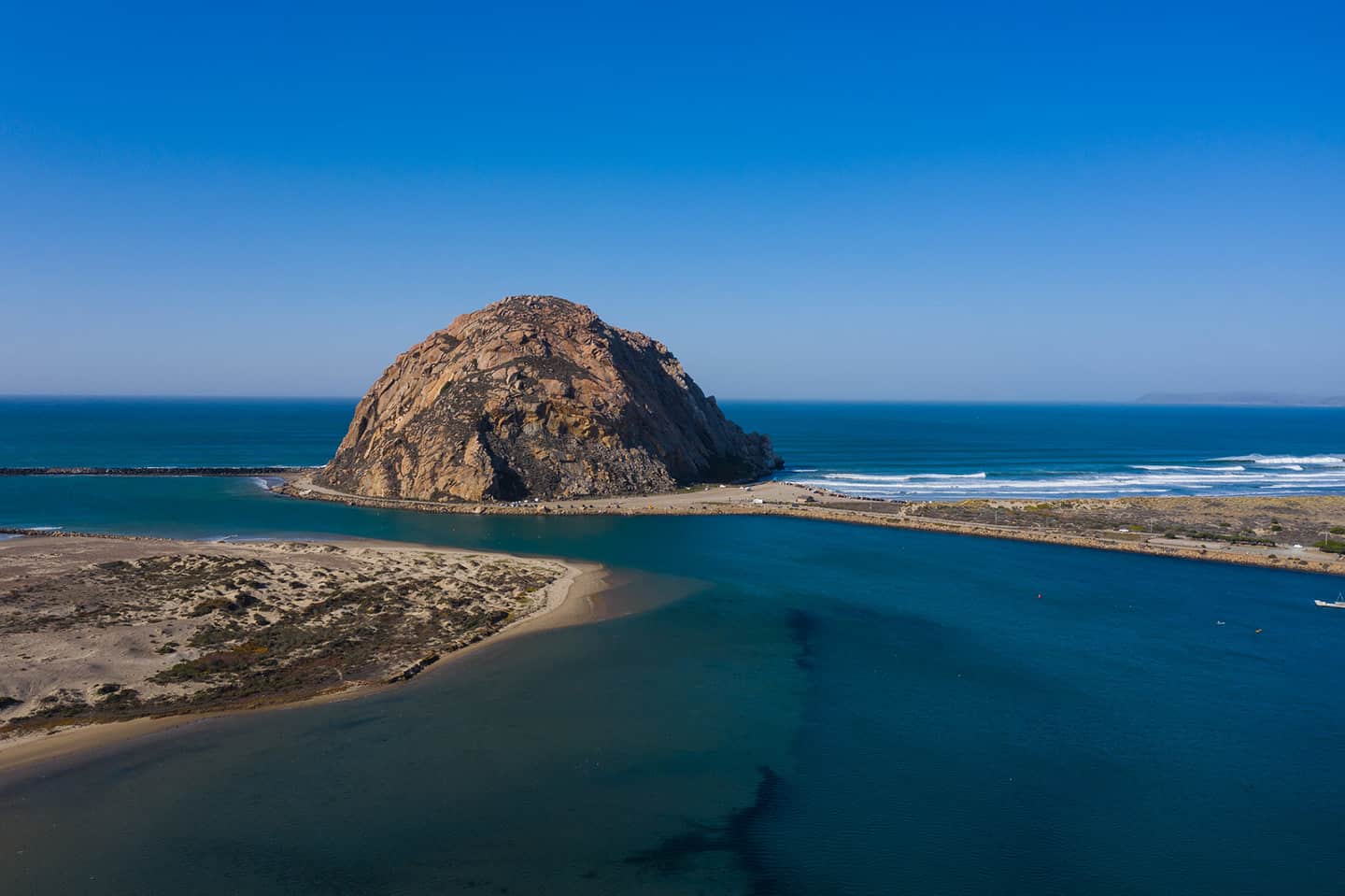 Morro Bay Beach and Morro Rock - Highway 1 Road Trip