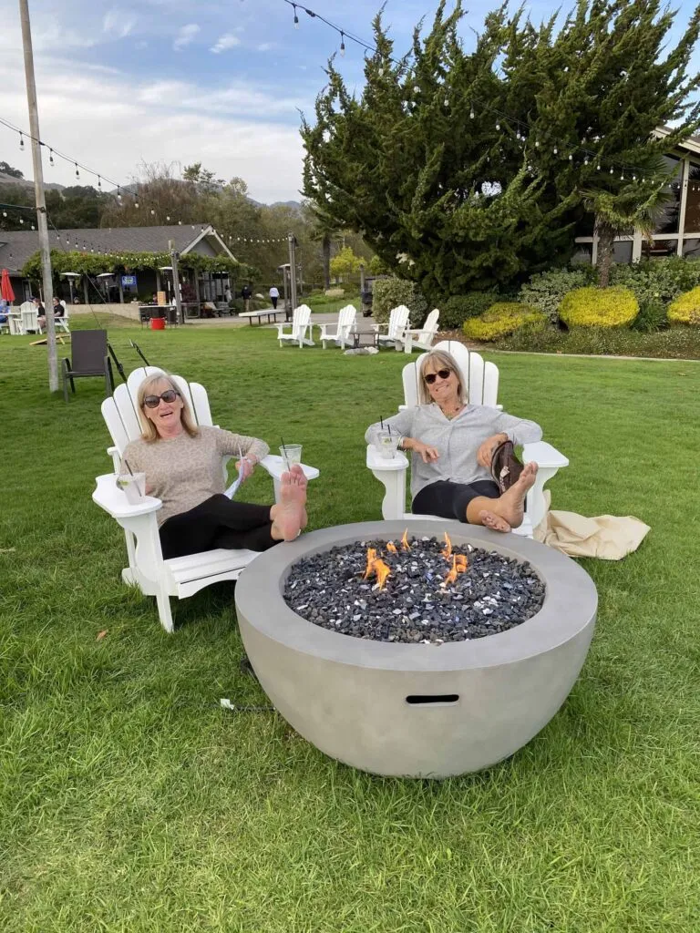 Links to Mulligan's Bar & Grill