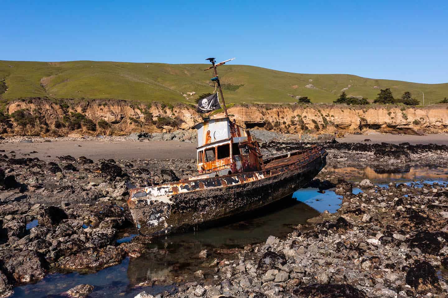 Shipwreck at Estero Bluffs