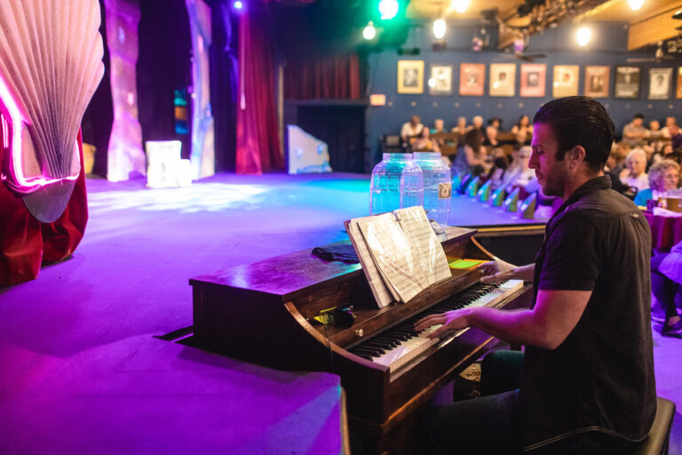 Links to The Super Trio at the Great American Melodrama