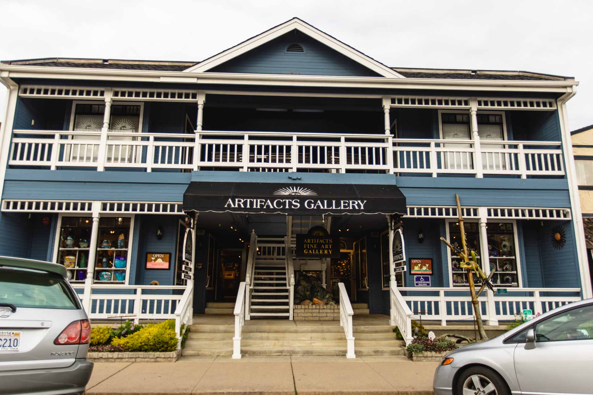 Artifacts Gallery, Downtown Cambria