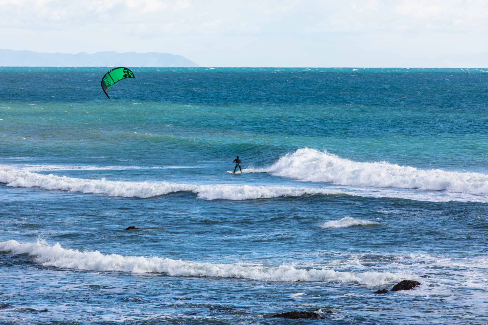 Kite surfing, San Simeon